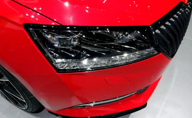 Nowa Skoda Fabia wjeżdża do Polski. Świeży styl i technika w dwóch nadwoziach [ZDJĘCIA]