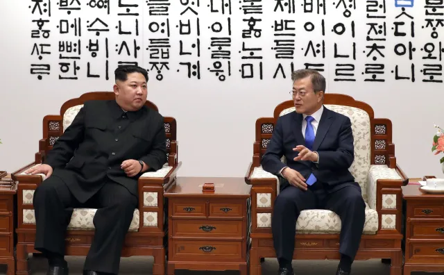 Kim i Mun nie zjedzą musu z mango. Usunięcia deseru z menu zażądała Japonia