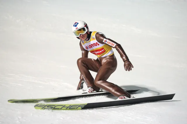 PŚ w skokach: Kamil Stoch poza podium w Wiśle. Wygrał Jewgienij Klimow