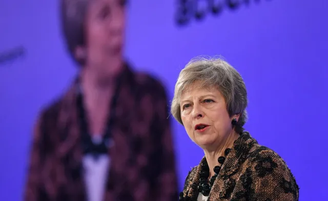 Theresa May: Brexit to koniec uprzywilejowania dla migrantów z UE