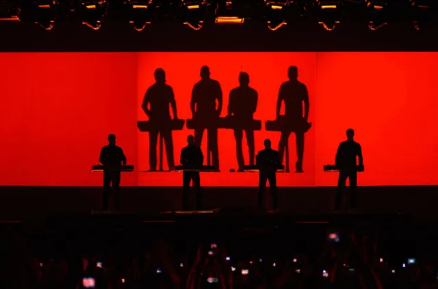 Ale cios! Kraftwerk pierwszą gwiazdą festiwalu Tauron Nowa Muzyka