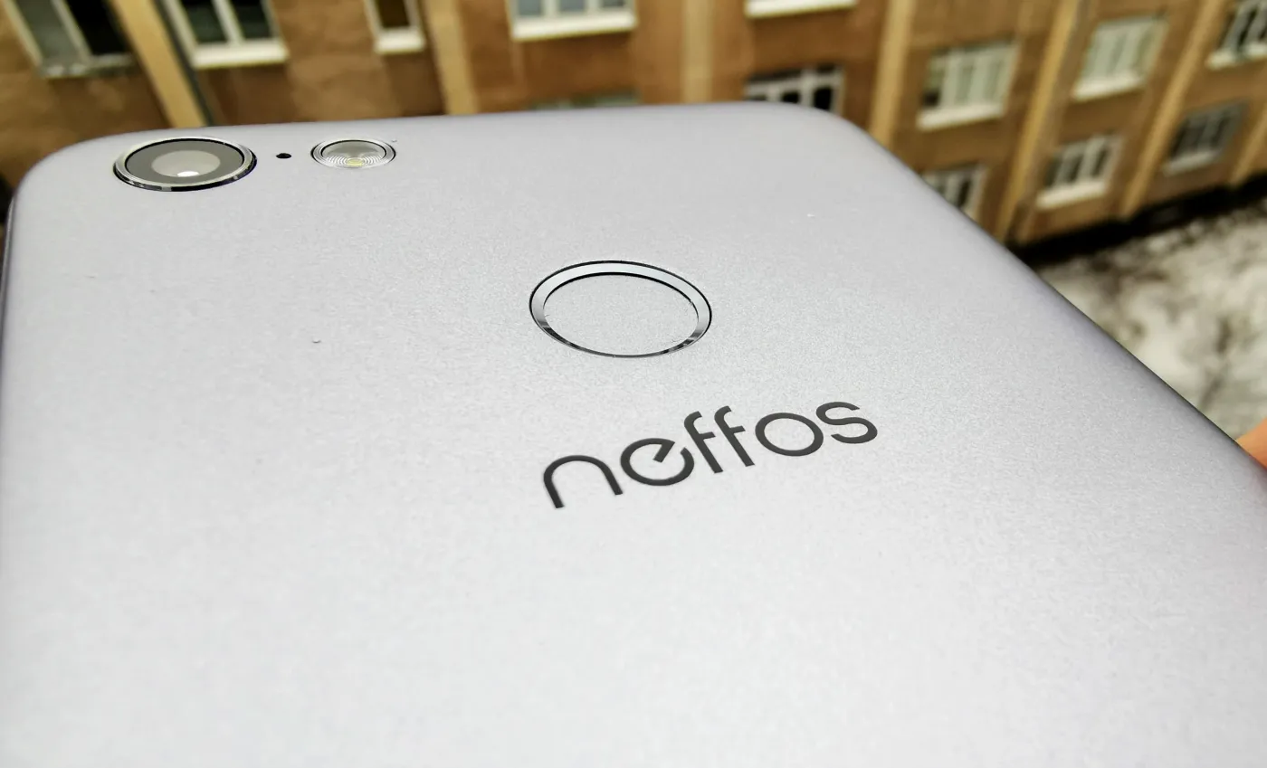 11894633-neffos-c9a.jpg