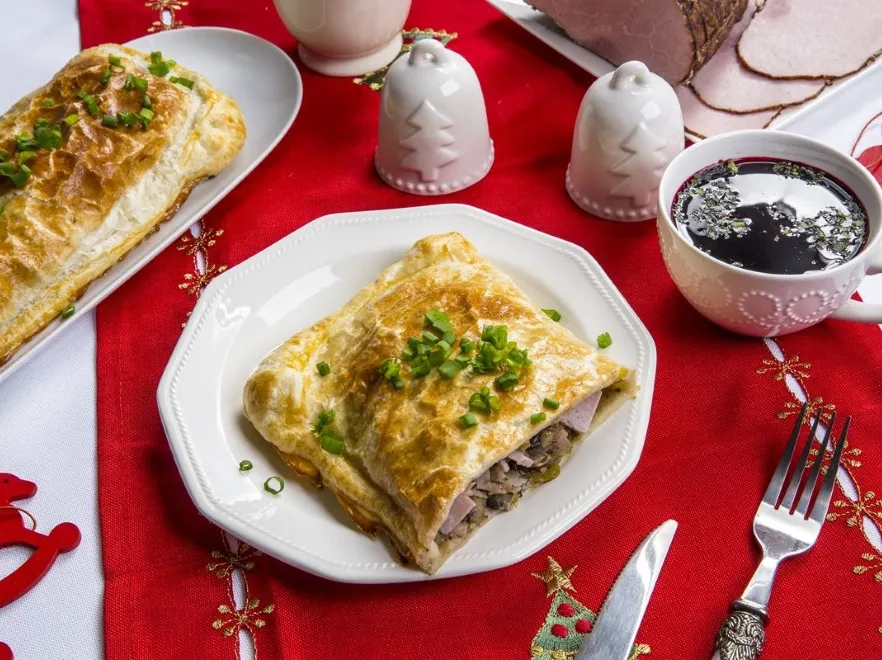 PRZEPIS na kulebiak. Idealna potrawa do rodzinnego gotowania