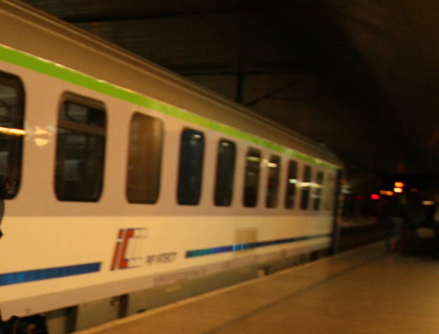 Tragedia w Poroninie. Mężczyzna wtargnął pod nadjeżdżający pociąg