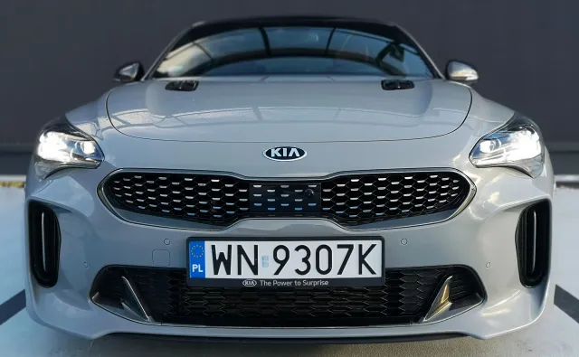 Kia Stinger rozchwytywana w Polsce w ekspresowym tempie. "Ma znacznie większy potencjał niż wiele osób przypuszcza"