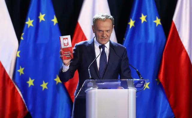 Tusk: Nie dajcie sobie wmówić, że mamy "nie przeszkadzać i popierać"