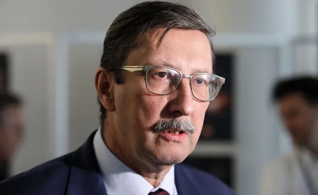 Senator Żaryn: Temat pedofilii jest dziś traktowany jako sposób na wyrugowanie Kościoła