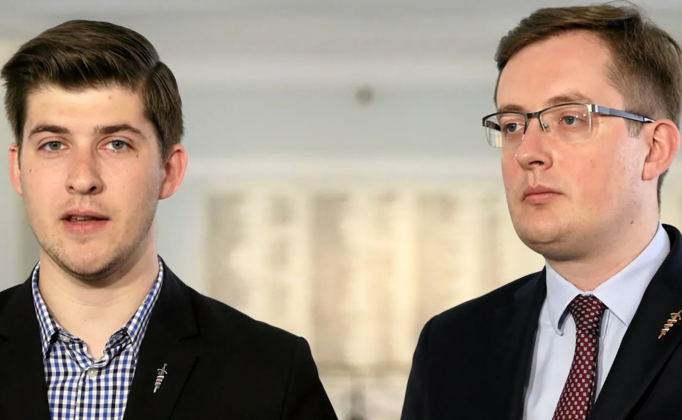 rzecznik prasowy Mlodziezy Wszechpolskiej Mateusz Marzoch , posel Robert Winnicki