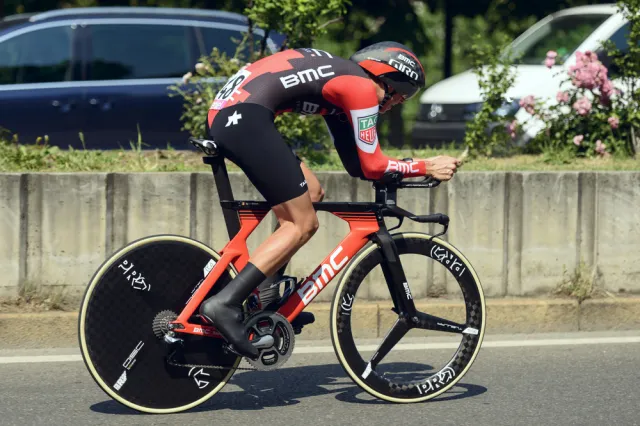 Triumfator Tour de Pologne kontuzjowany w czasie... koszenia trawy w ogrodzie