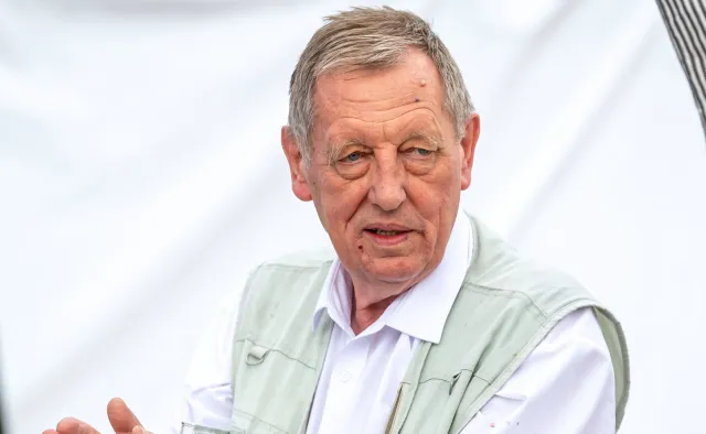 Burza wokół słów Szyszki nie ustaje. "Powiedział to, co wielu polityków PiS myśli: kobieta do garów"