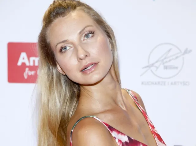 Cicha woda... Nagie zdjęcia Joanny Moro - wysyła je mężowi