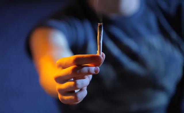 Legalizacja marihuany sposobem na przyciągnięcie turystów? Tak myślą władze wyspy Jersey