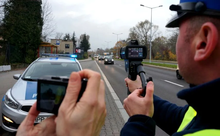 Amerykański miernik LaserCam 4 już łapie na polskich drogach. Policja ma nowy sprzęt do śledzenia kierowców