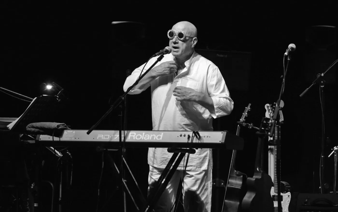 Zmarł Neil Innes, nazywany "siódmym Pythonem"