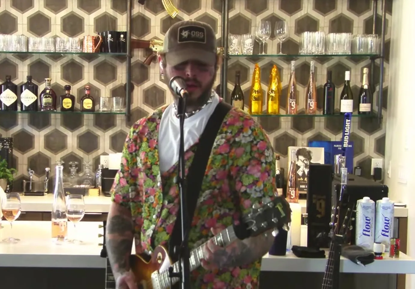 Post Malone szokuje fanów koncertem-hołdem dla Nirvany i zbiera miliony na walkę z COVID-19