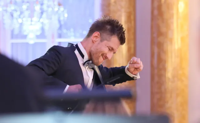 Adam Sztaba i ponad 700 muzyków. "Co mi Panie dasz" doby koronawirusa bije rekordy