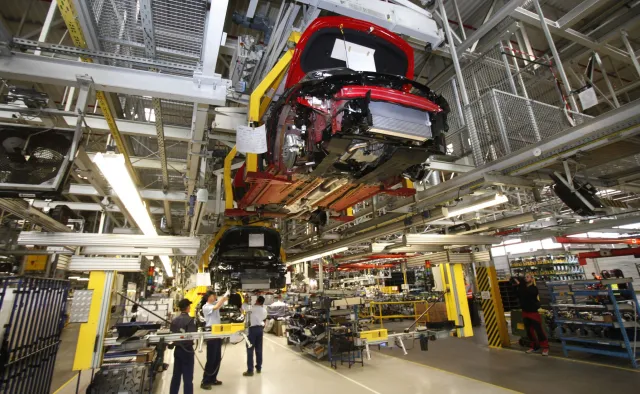 Co Francuzi zrobią fabrykami Opla w Polsce? Ministerstwo wyjaśnia