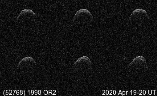 Duża planetoida "z maseczką" przeleciała dzisiaj obok Ziemi