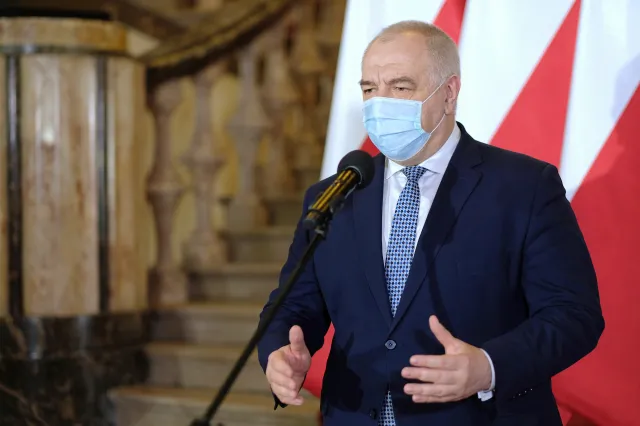 Sasin: Wniosek o moje odwołanie znajdzie się chyba w księdze Guinessa politycznych absurdów [ROZMOWA]