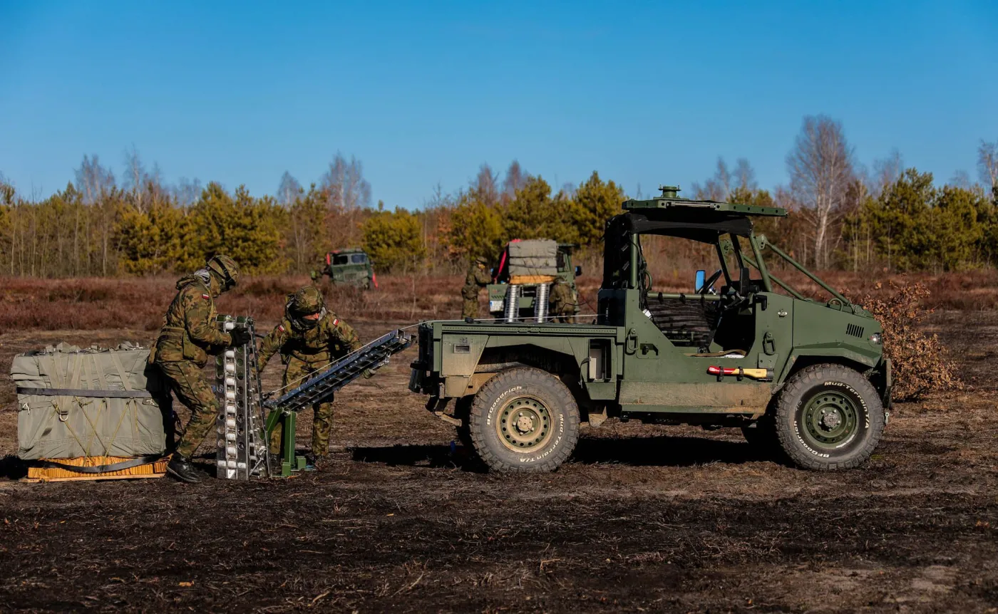 aero-4x4-27924181.jpg