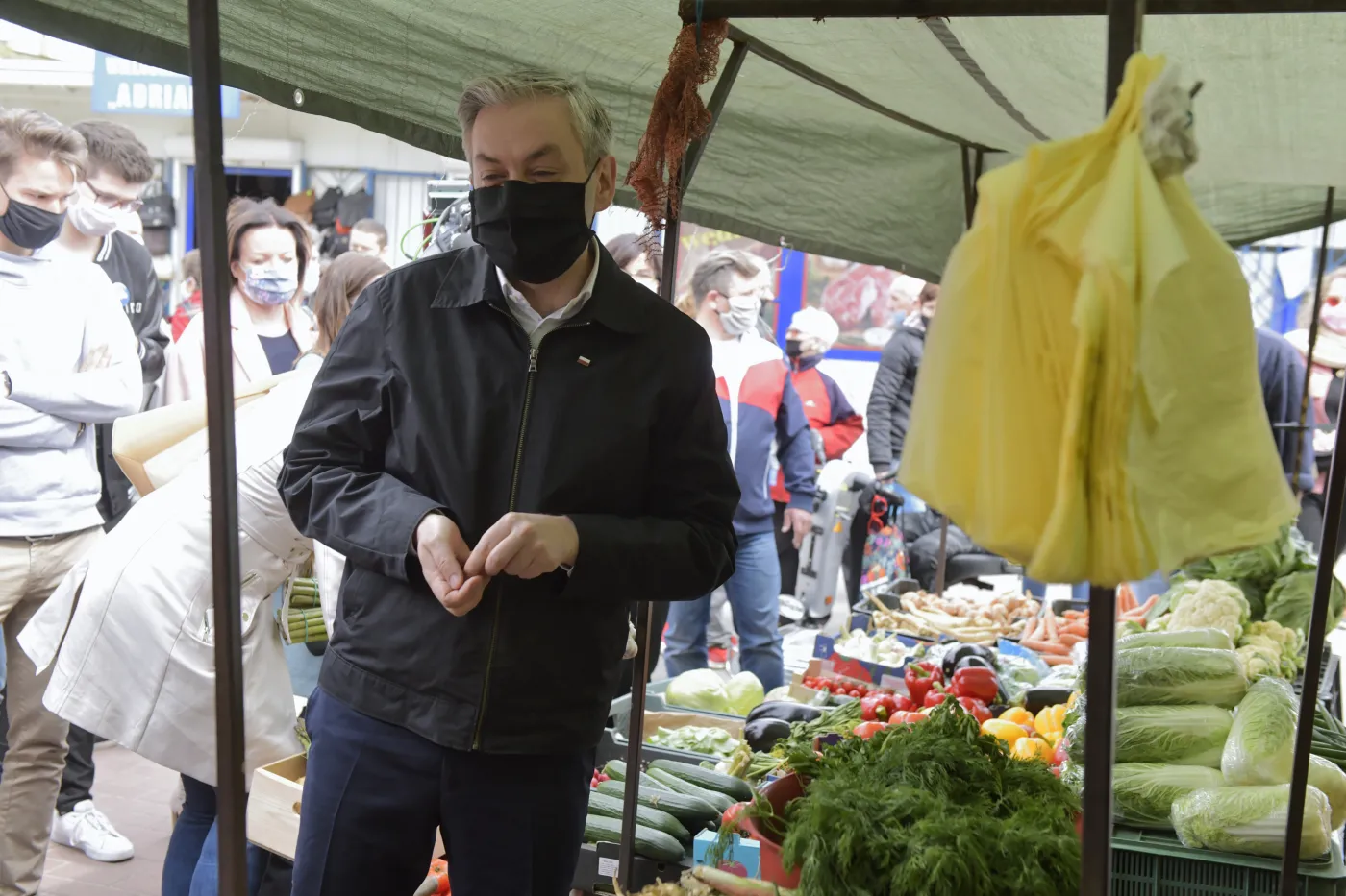 Biedroń o elektoracie Bosaka: Państwo postawione na głowie, darwinizm społeczny [WIDEO]