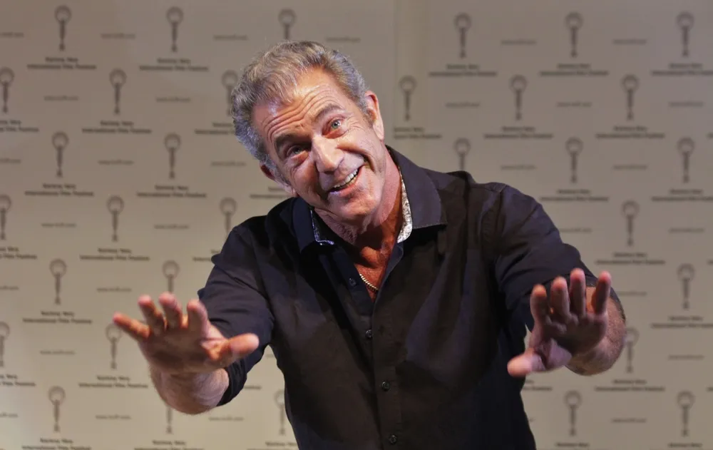 Mel Gibson wręczy Złote Globy. Nie wszystkim to się podoba...