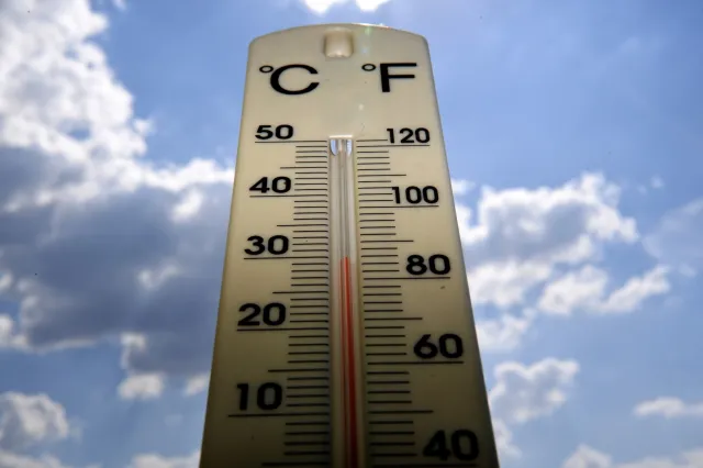 Najpierw upały, potem burze i grad. OSTRZEŻENIA IMGW