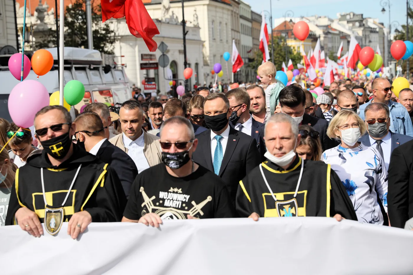 Prezydent dołączył do marszu w Warszawie. "Wspólnie brońmy rodziny"