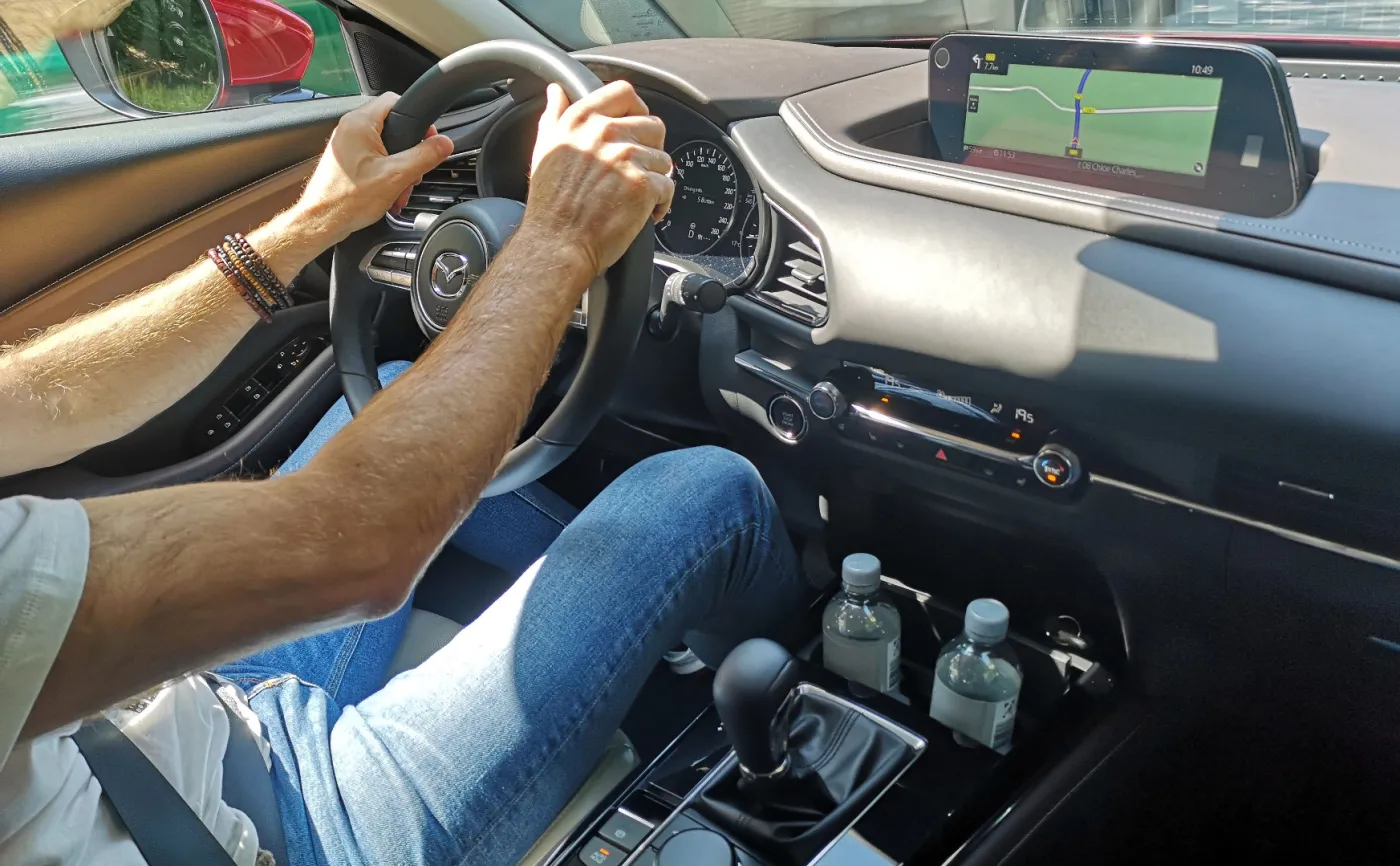 Mazda CX-30 hitem i tanieje w Polsce. Nowy SUV z napędem 4x4 zaskoczy ceną