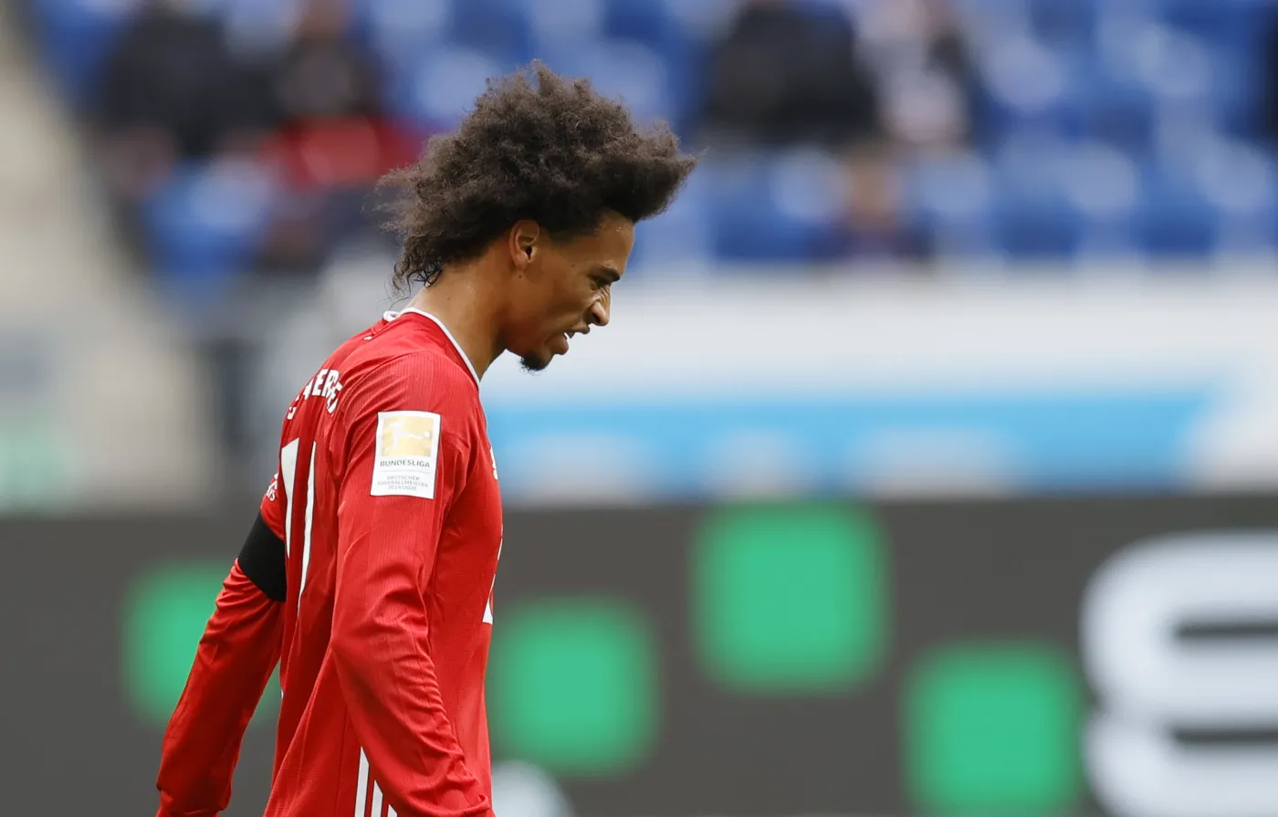 Leroy Sane doznał urazu kolana, w którym rok temu zerwał więzadło