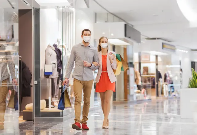 Rządowe narzędzia do walki z koronawirusem ograniczą pandemię? [SONDAŻ DGP i RMF FM]