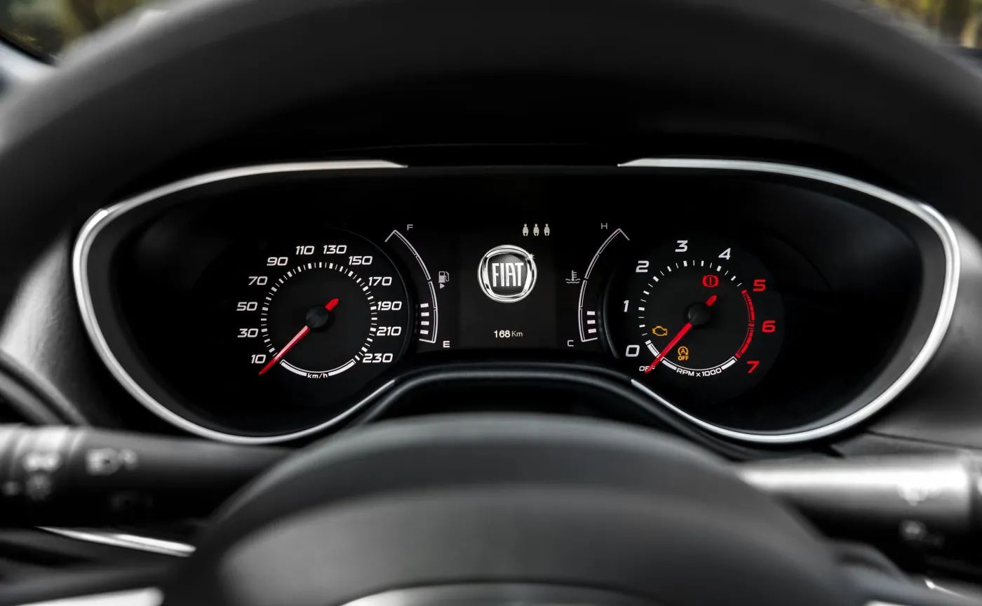 Fiat wprowadza nowe Tipo. Pod maską silnik z Polski i będzie tania wersja Cross