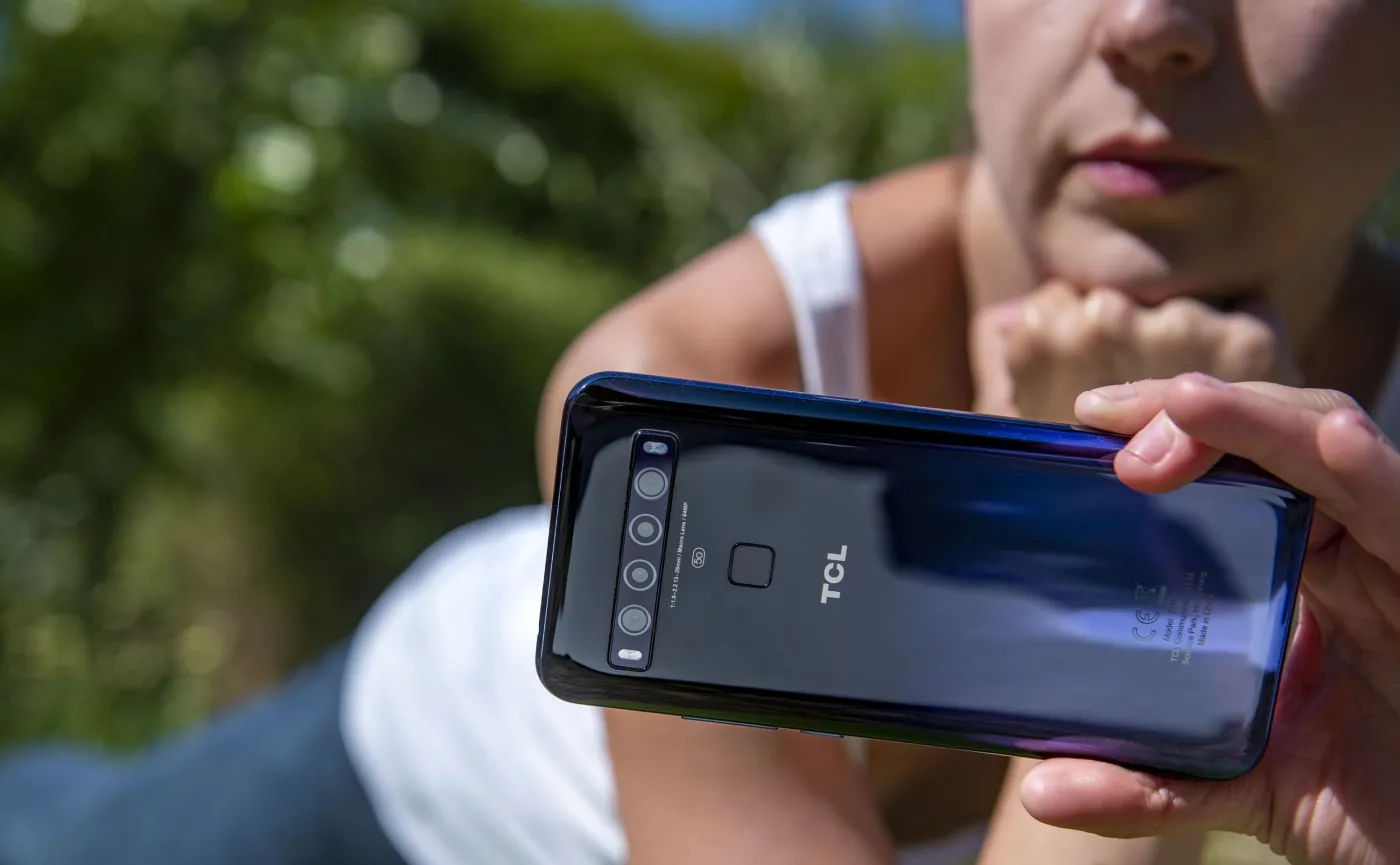 tcl-10-5g-28297478.jpg