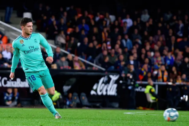 Piłkarz Realu Madryt złamał kość podczas treningu w domu