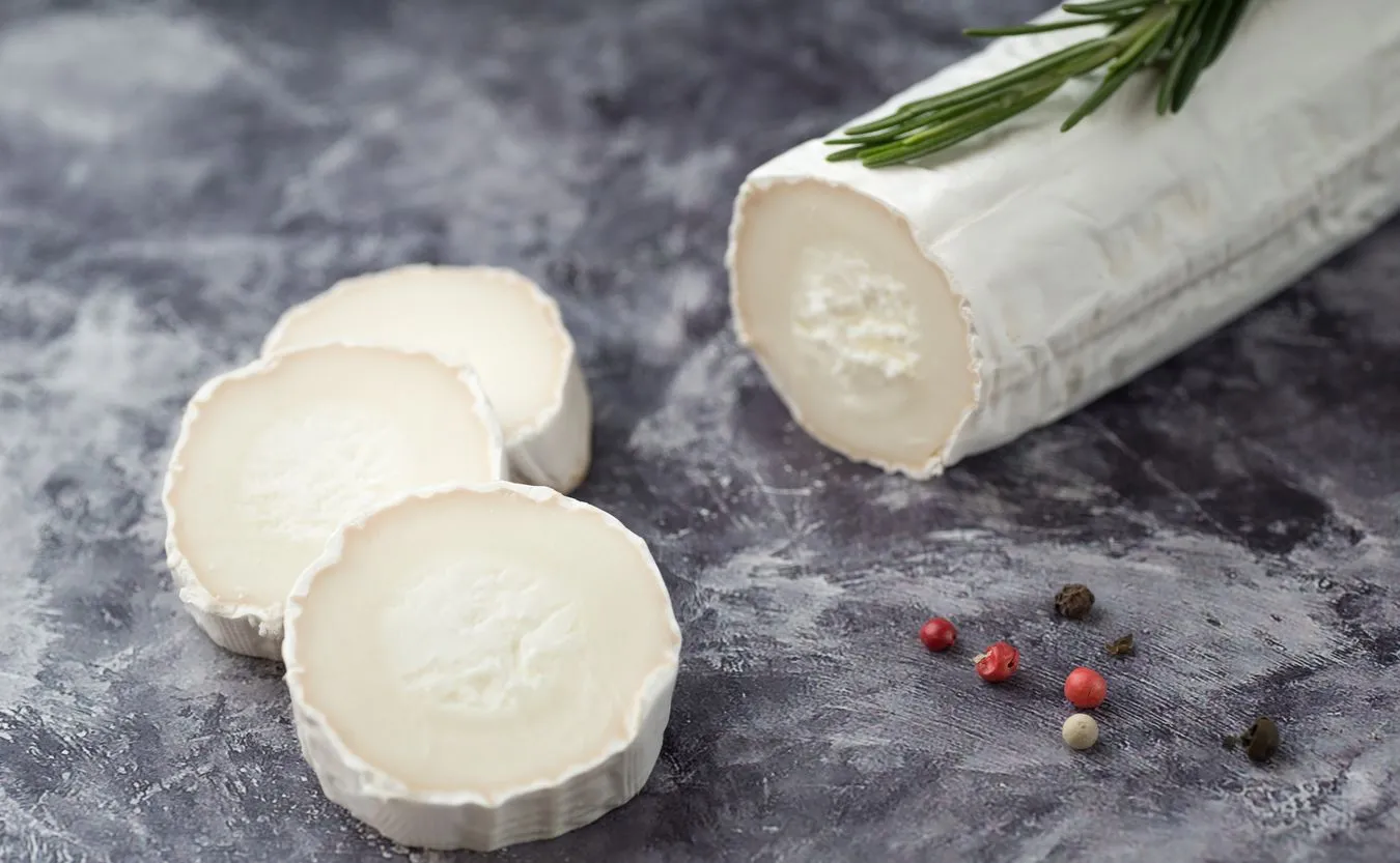 Bakterie w serze kozim. GIS wycofuje produkt