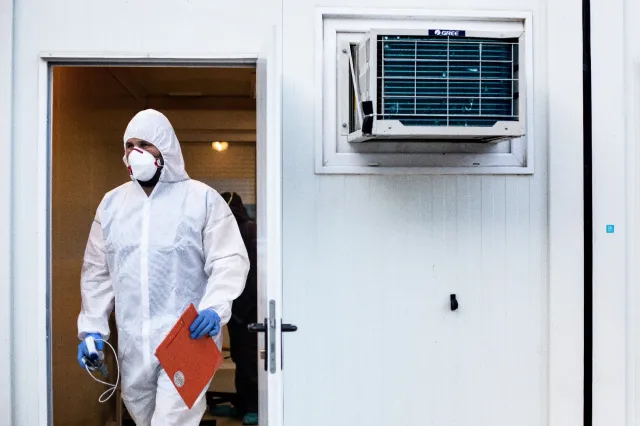 Czy rząd radzi sobie ze zwalczaniem epidemii? Jest NAJNOWSZY SONDAŻ