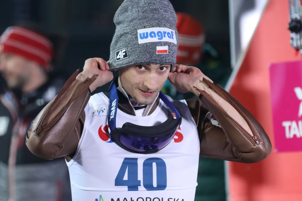 Letnia GP w skokach: Wolny szósty, Kot siódmy w Courchevel