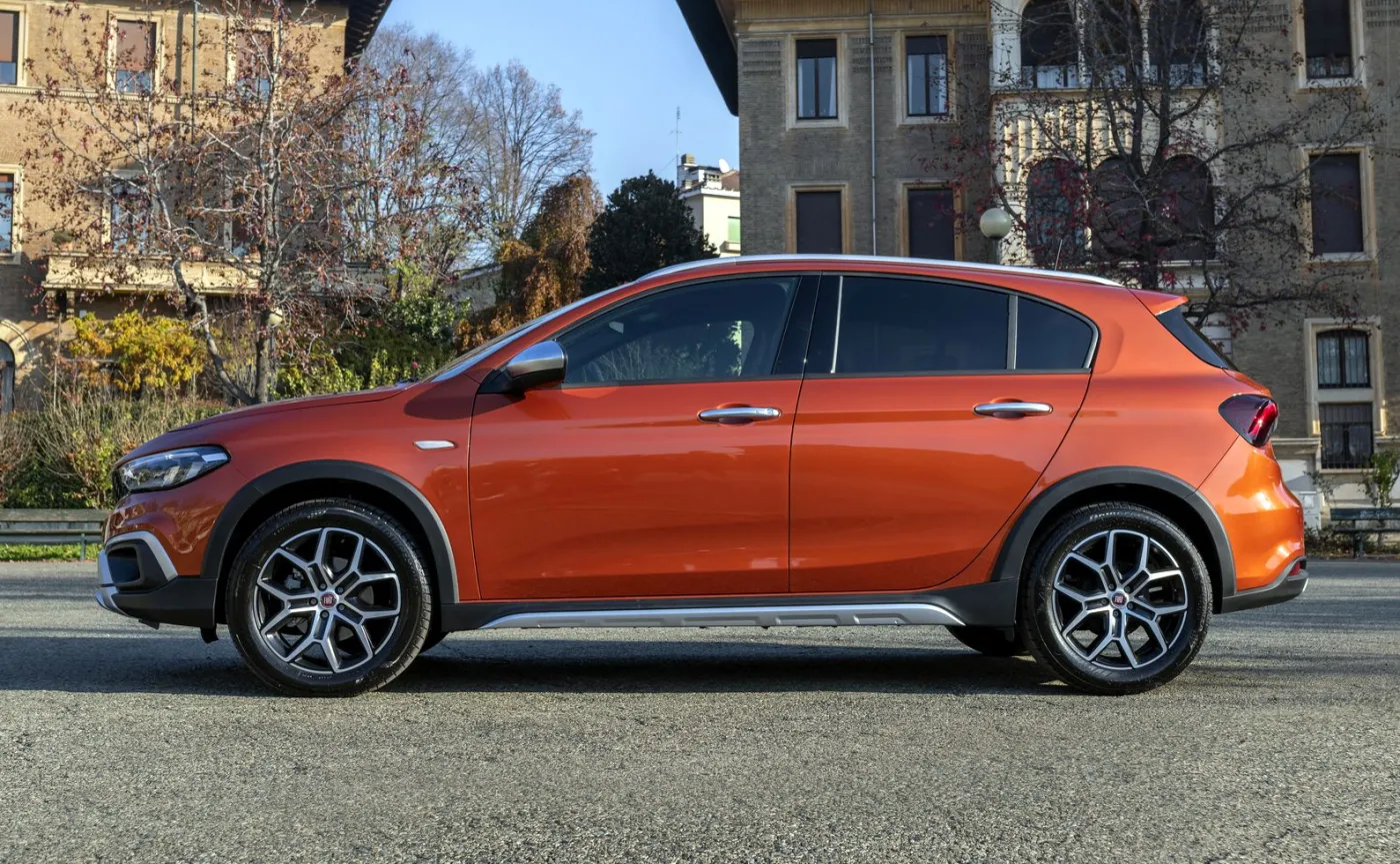 fiat-tipo-31214292.jpg
