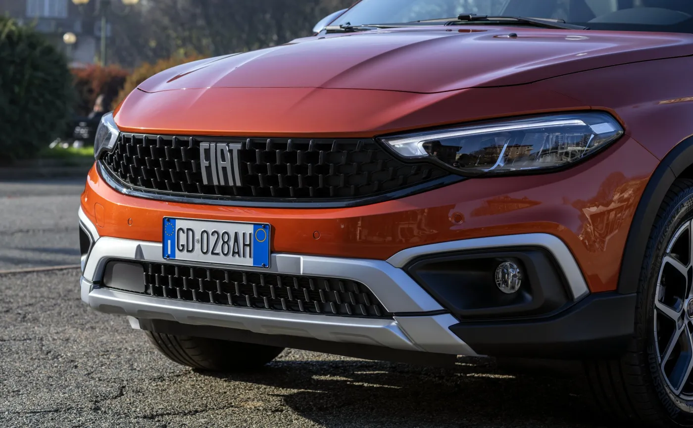 NOWY Fiat Tipo już w Polsce i znamy ceny. Włosi dają 5 lat gwarancji, lubiany silnik 1.4 zostaje