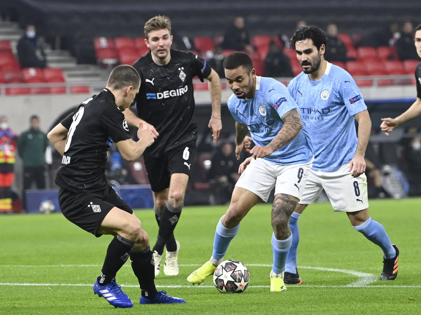 Manchester City zrobił wielki krok w stronę ćwierćfinału Ligi Mistrzów