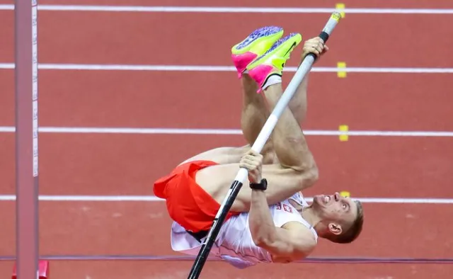 Lisek drugi na mityngu w Belgradzie. Duplantis skoczył 40 cm wyżej od Polaka