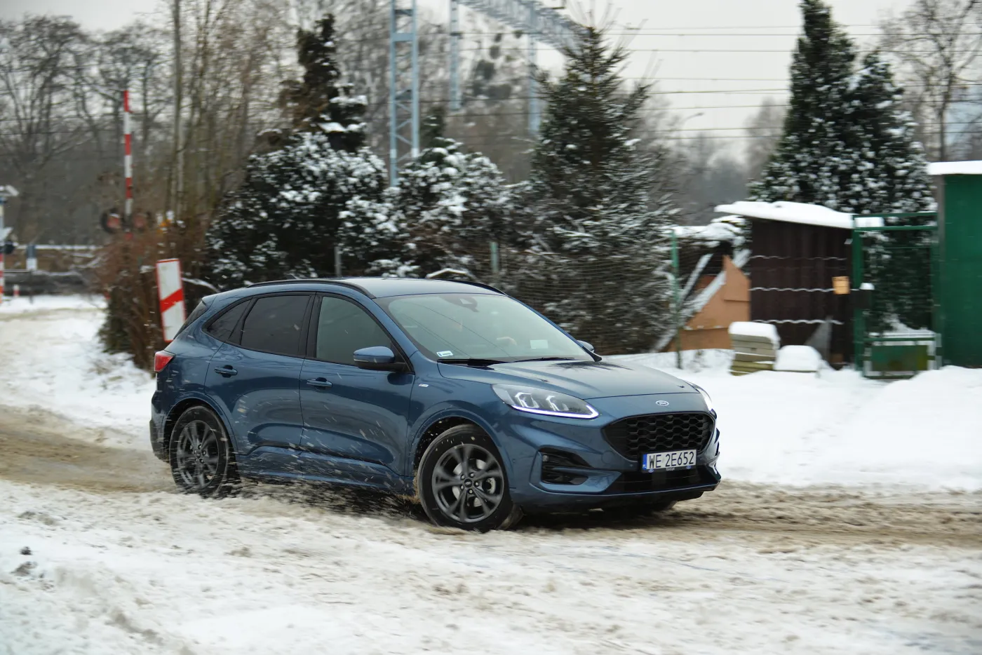 ford-kuga-37082064.jpg