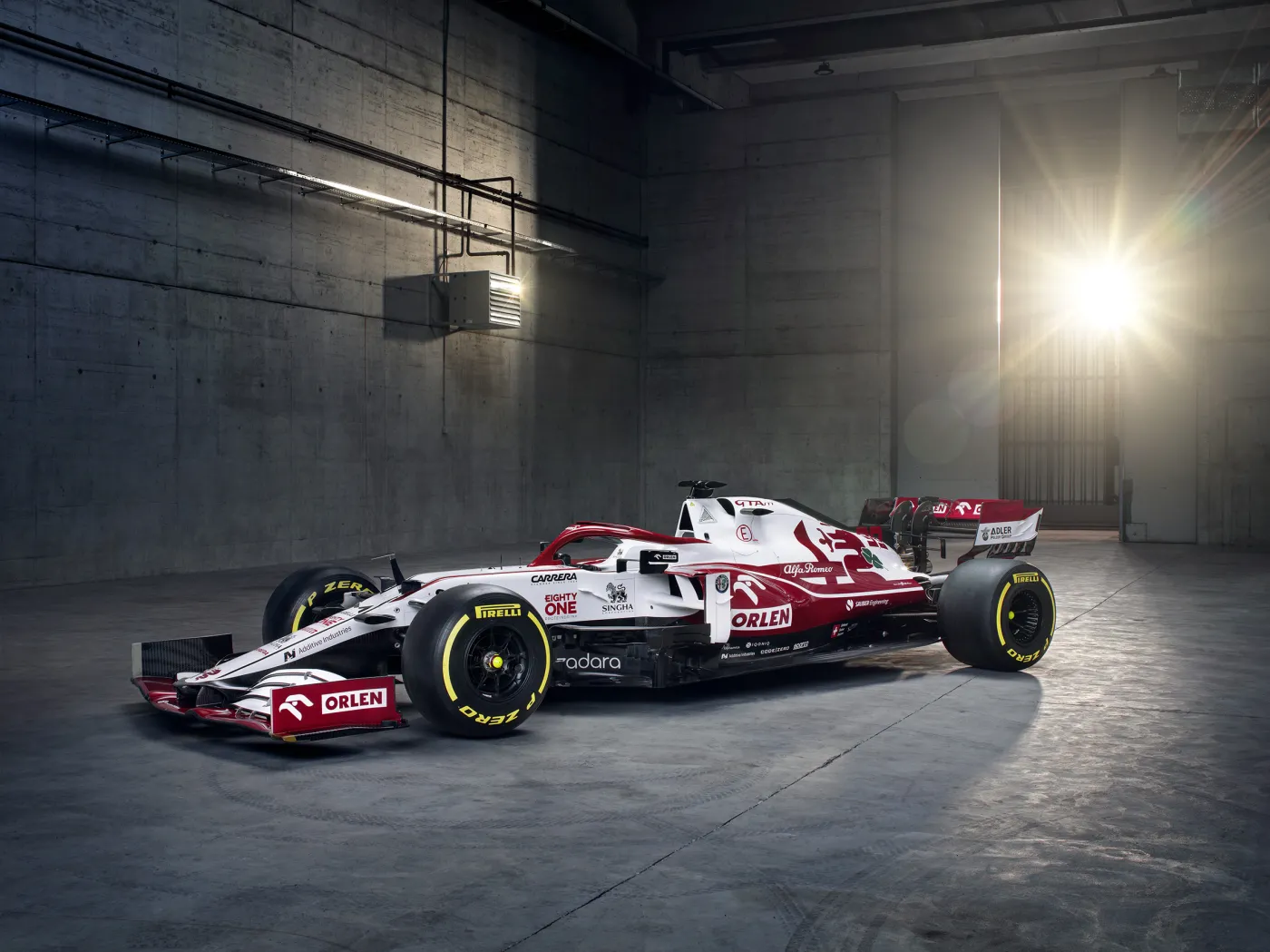 Formuła 1: Nowy bolid Alfa Romeo zaprezentowano w Warszawie