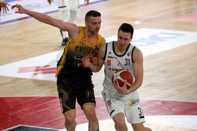Ostrowianie lepsi po raz drugi od Legii. Stal bliżej finału Energa Basket Ligi