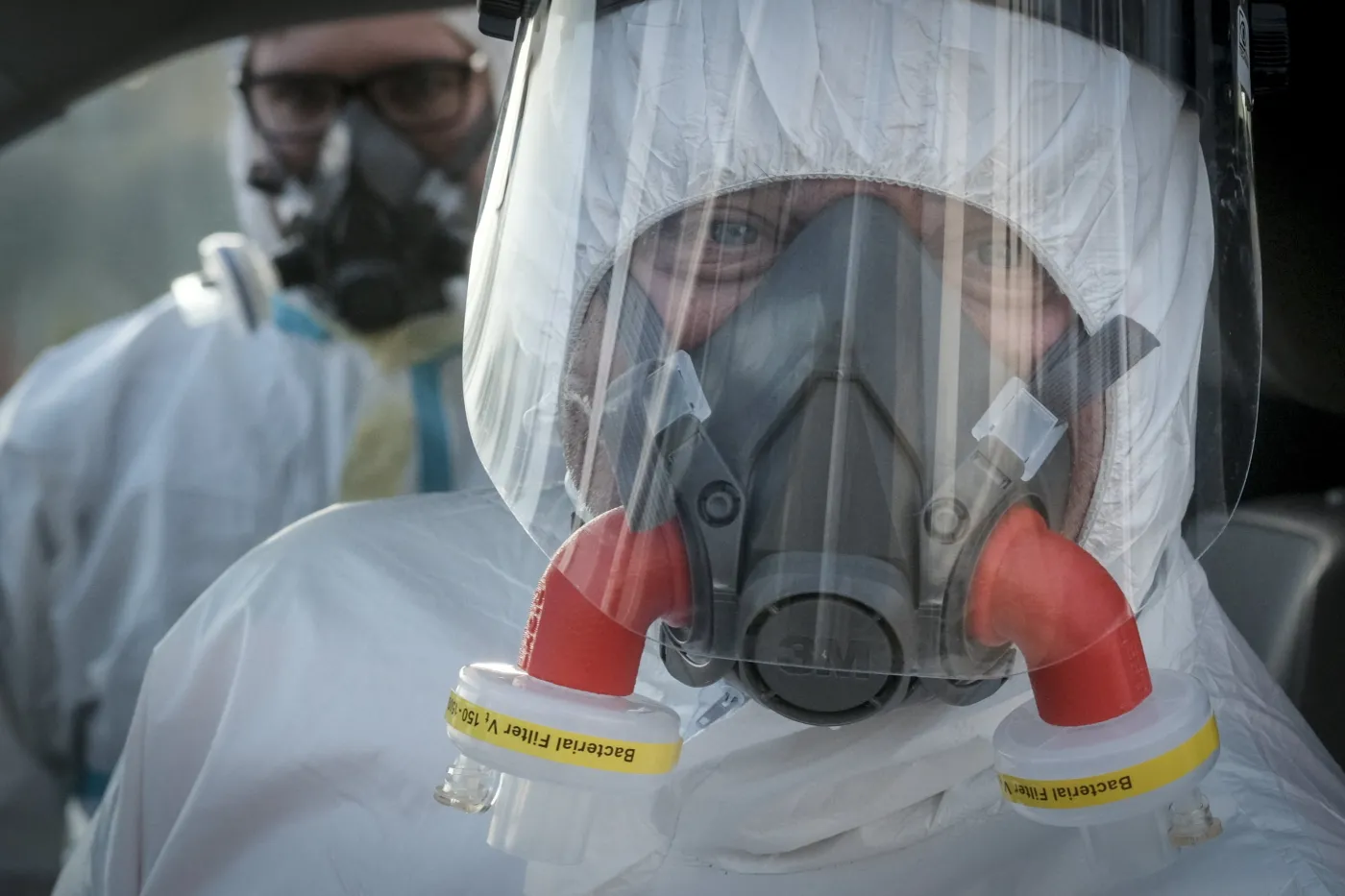 Rekordowa liczba zgonów. Resort zdrowia tłumaczy przyczyny. NAJNOWSZE DANE