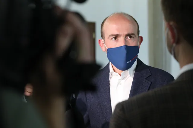 W PO zdziwienie po wywiadzie Budki. Poszło o ruch poparcia Trzaskowskiego