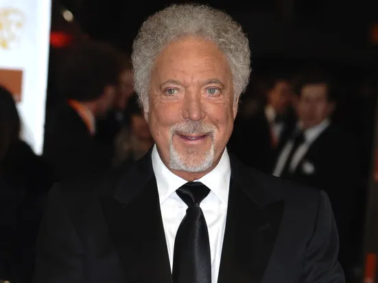 Tom Jones wraca z nową płytą: jego głos wciąż brzmi potężnie
