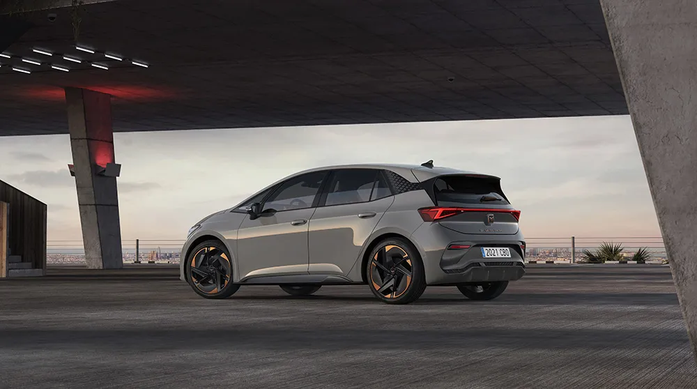 cupra-born-37148470.jpg