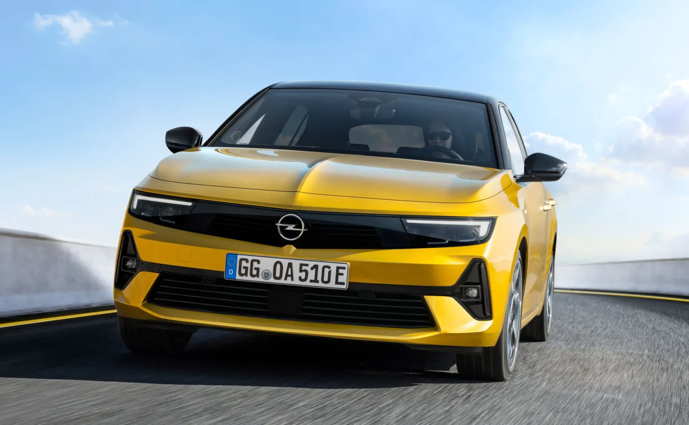 opel-astra-37187808.jpg