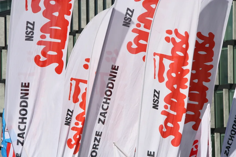 Rolnicy wciąż protestują przed kancelarią premiera